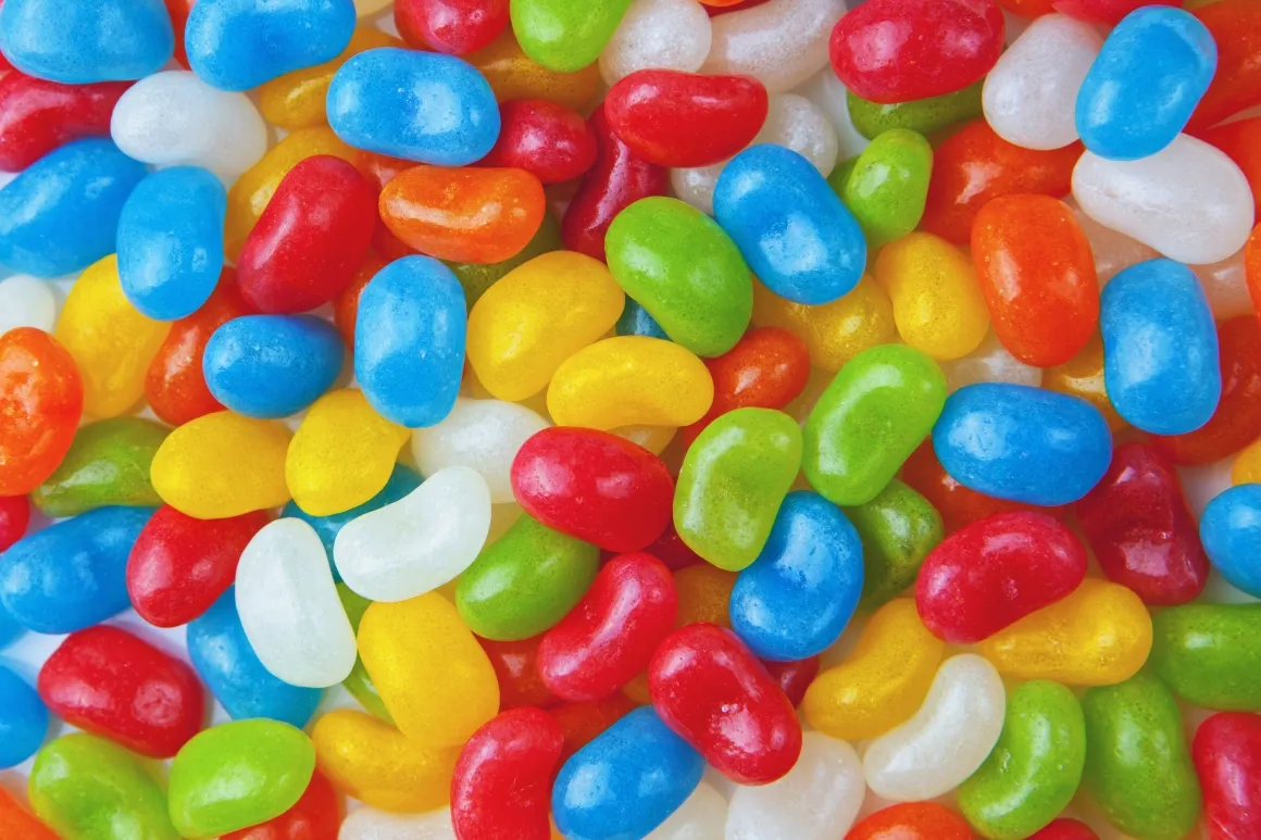Multiple pieces of coloful candy